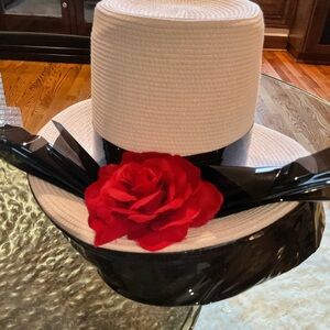 Clueless Dee's Women's Straw Hat with Faux Leather Brim & Vinyl Bow